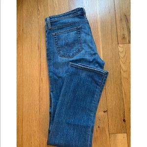 AG Premier Skinny Straight leg jean.
